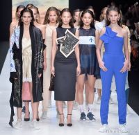 Mercedes-Benz Fashion Week Russia Spring-Summer 2017: Dasha Gauser